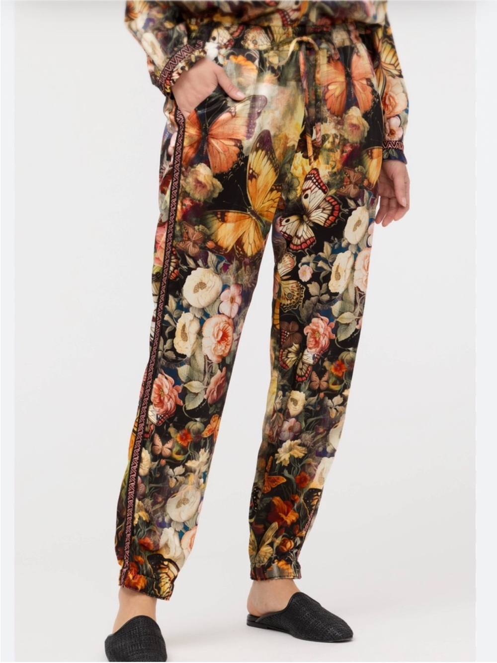 Johnny Was Genora Silk Blend Joggers in Teyros Scarf Butterfly Motif Size XL